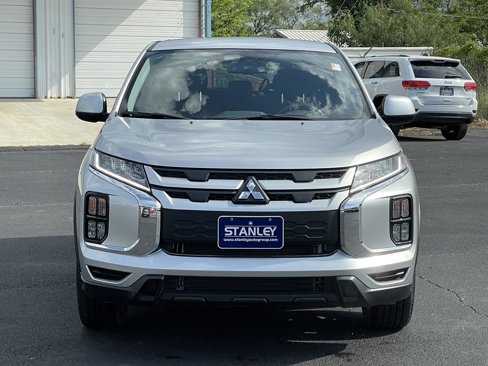 Used 2024 Mitsubishi Outlander Sport ES image 2