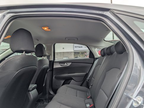 Used 2021 Kia Forte LXS image 13