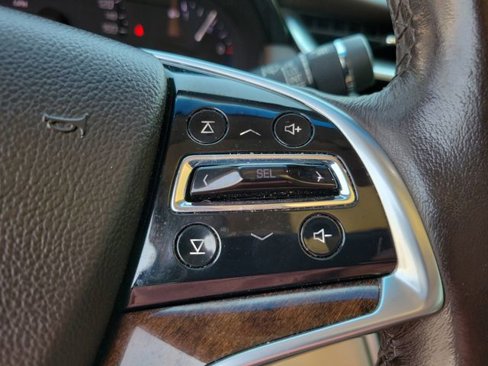 Used 2013 Cadillac XTS Luxury w/ Driver Awareness Package image 18