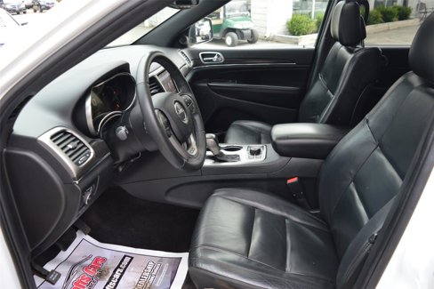 Used 2018 Jeep Grand Cherokee Limited image 11