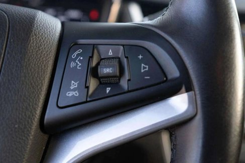 Used 2019 Chevrolet Trax LT w/ LT Convenience Package image 14
