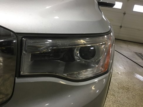 Used 2019 GMC Acadia SLE w/ LPO, Floor Liner Package image 7