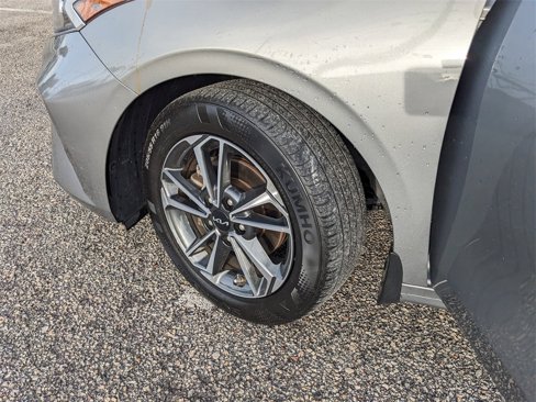 Used 2023 Kia Forte LXS image 32