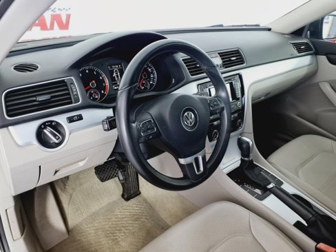 Used 2013 Volkswagen Passat 2.5 SE image 15