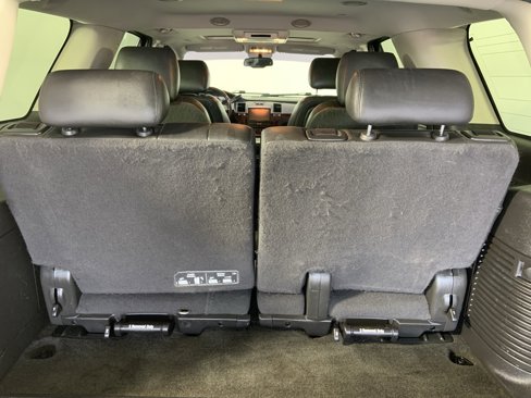 Used 2013 Cadillac Escalade Premium image 23