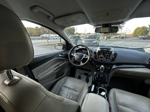 Used 2015 Ford Escape Titanium image 21