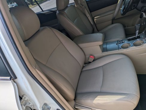 Used 2011 Toyota Highlander 2WD image 28