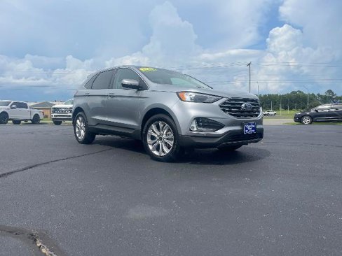 Certified 2024 Ford Edge Titanium image 5
