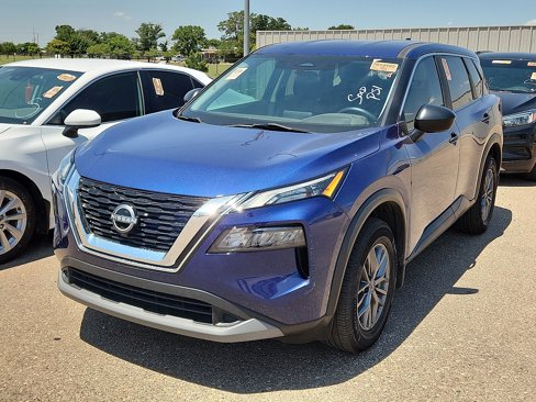Used 2023 Nissan Rogue S image 1