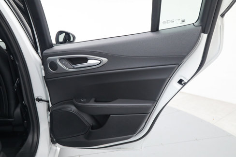 New 2025 Alfa Romeo Giulia w/ Driving Assist Package image 11