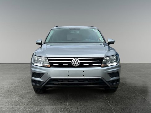 Used 2021 Volkswagen Tiguan SE image 2