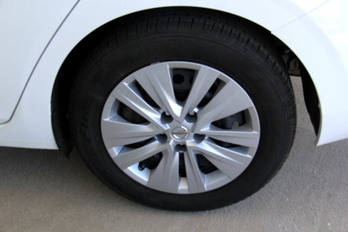 Used 2024 Nissan Sentra S image 28