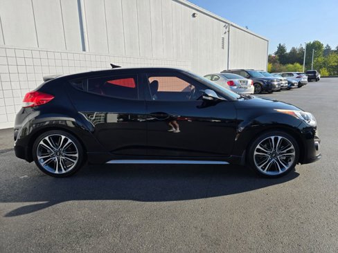 Used 2016 Hyundai Veloster Turbo image 3