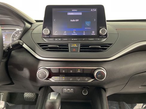 Used 2020 Nissan Altima 2.5 SR image 25