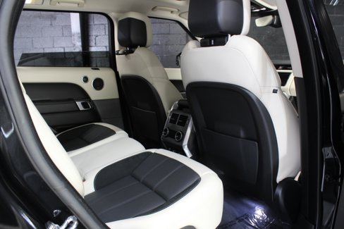 Used 2020 Land Rover Range Rover Sport HST image 33
