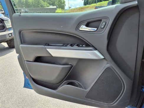 Used 2022 Chevrolet Colorado LT w/ LT Convenience Package image 29
