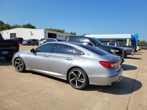 Used 2020 Honda Accord Sport image 3