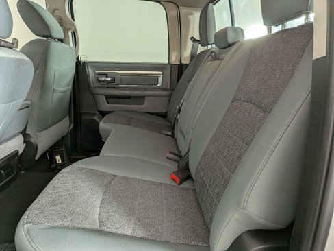 Used 2018 RAM 1500 Big Horn image 30