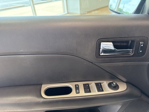 Used 2011 Ford Fusion SEL w/ 301A Rapid Spec Order Code image 11