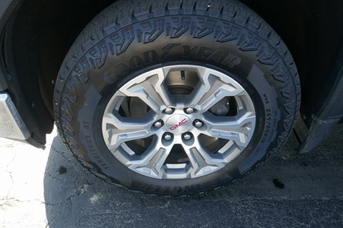 Used 2020 GMC Sierra 1500 SLE w/ SLE Value Package image 10