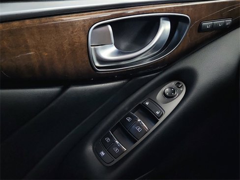 Used 2015 INFINITI Q50 Premium image 12