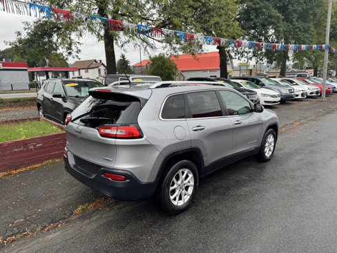Used 2014 Jeep Cherokee Latitude w/ Comfort/Convenience Group image 4