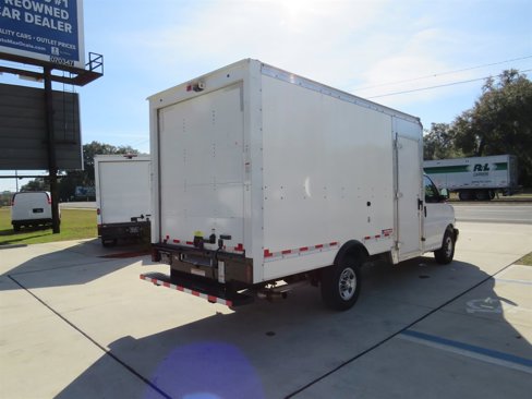 Used 2021 Chevrolet Express 3500 w/ Power Convenience Package image 15