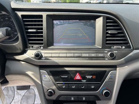 Used 2018 Hyundai Elantra SEL image 22