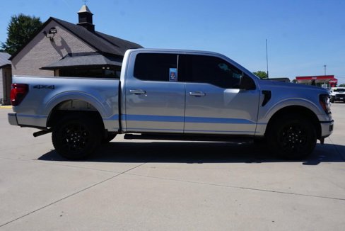 Used 2024 Ford F150 XLT w/ XLT Black Appearance Package image 2