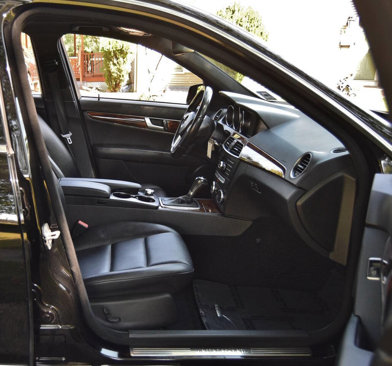 Used 2013 Mercedes-Benz C 300 4MATIC Sedan image 25