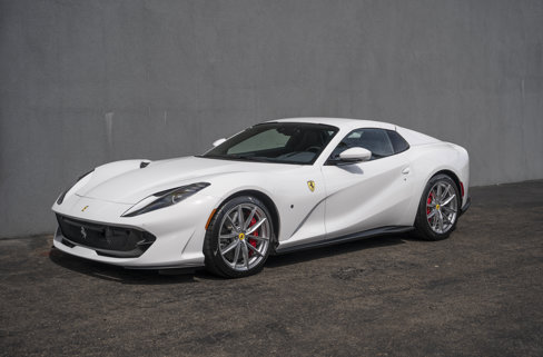 Used 2022 Ferrari 812 GTS image 9