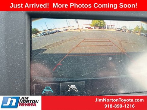 Used 2018 Chevrolet Equinox LS image 20