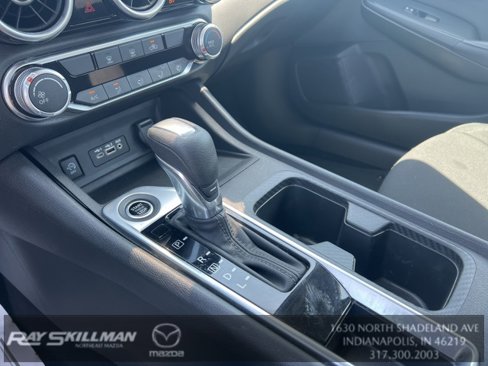 Used 2024 Nissan Sentra SV image 39