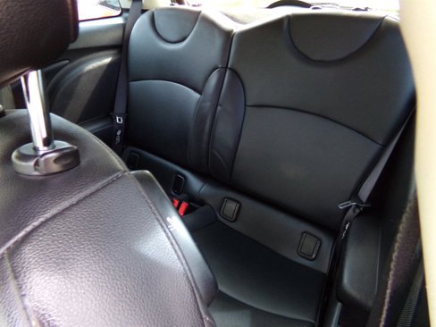 Used 2011 MINI Cooper Hardtop image 7