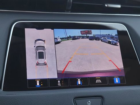 Used 2022 Cadillac XT4 Premium Luxury w/ Technology Package image 36