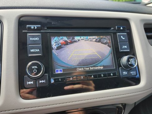 Certified 2021 Honda HR-V LX image 22