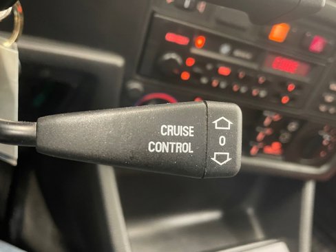 Used 1987 BMW 325i Convertible image 26