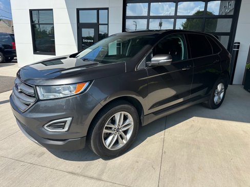 Used 2018 Ford Edge SEL image 3