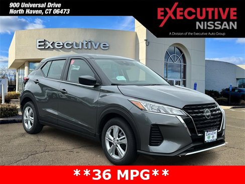 New 2025 Nissan Kicks Play S image 1