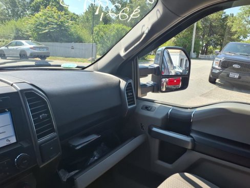 Used 2018 Ford F150 XLT w/ Trailer Tow Package image 16