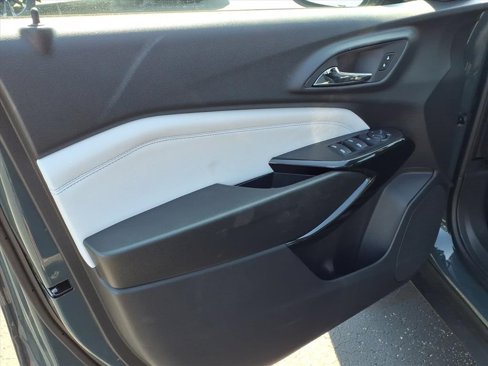 New 2026 Chevrolet Trax LT w/ LT Convenience Package image 3