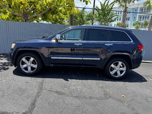 Used 2012 Jeep Grand Cherokee Overland image 16