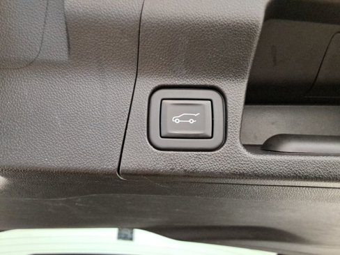Used 2023 GMC Acadia SLT image 22