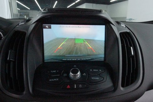 Used 2015 Ford Escape SE w/ SE Chrome Package image 19