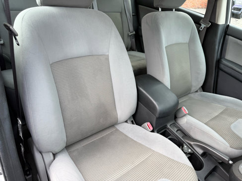 Used 2012 Nissan Sentra 2.0 SR w/ Special Edition Pkg image 9