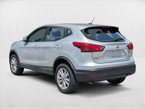 Used 2019 Nissan Rogue Sport S image 6