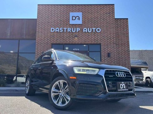 Used 2016 Audi Q3 2.0T Prestige w/ Prestige Package image 3