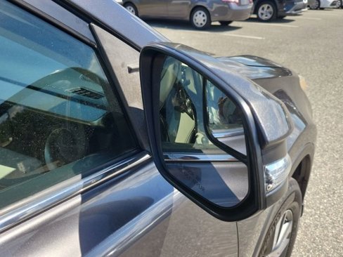 Used 2016 Toyota RAV4 XLE image 18