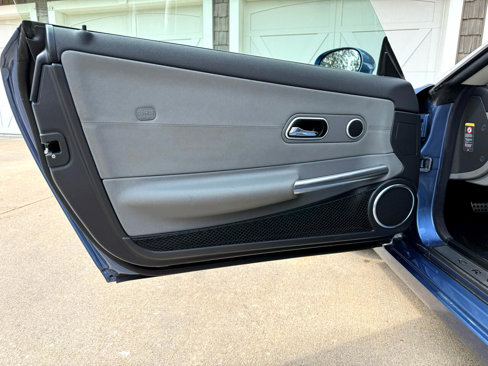 Used 2005 Chrysler Crossfire Limited image 15