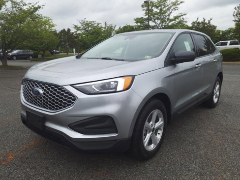 Used 2024 Ford Edge SE image 16